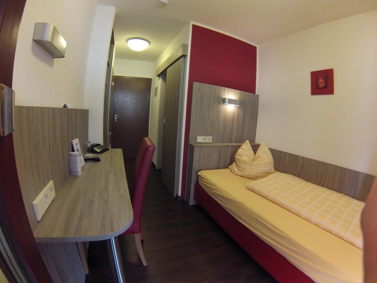 Hotel Krone Deckenpfronn