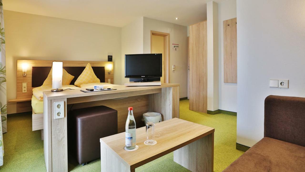 Krone Hotel Deckenpfronn